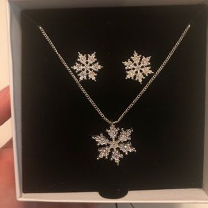 Necklace & earring set (sterling silver)